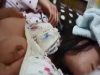 【ロリレイプ動画】変態兄が睡眠薬で完全に眠っている妹たちの幼い体を個人撮影しながら堪能する