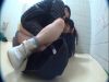 【ロリレイプ動画】小学生のような少女がトイレで鬼畜男に処女膜崩壊レイプされる・・・